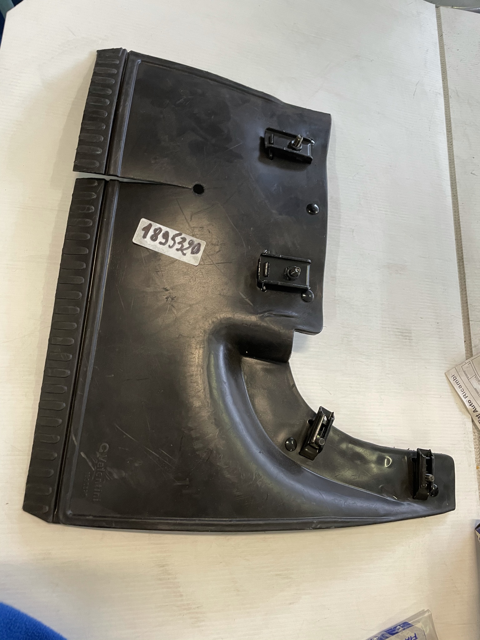 Parasassi Anteriore Sinistro Per Nissan Navara 2001 - 2004